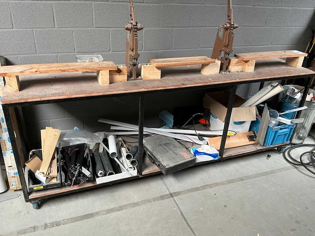 Mobiele werktafel met inhoud - afbeelding 6 van  13