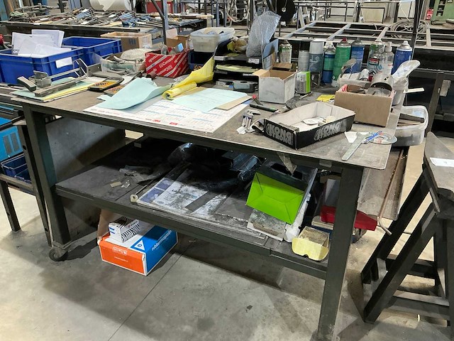 Mobiele werktafel - afbeelding 1 van  2