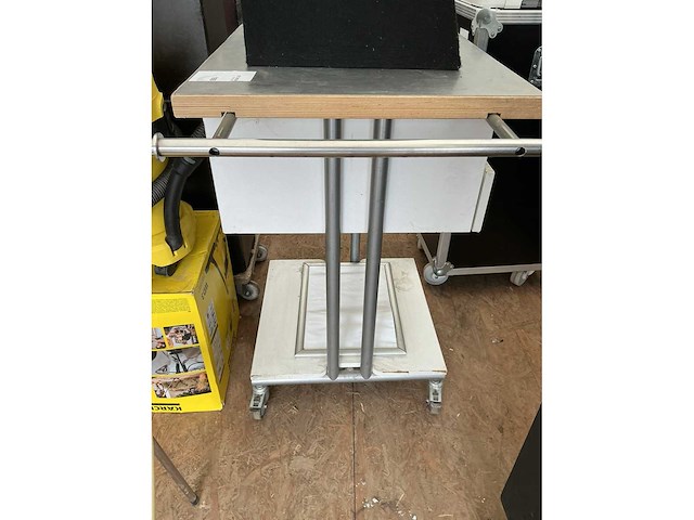 Mobiele werktafel - afbeelding 3 van  3