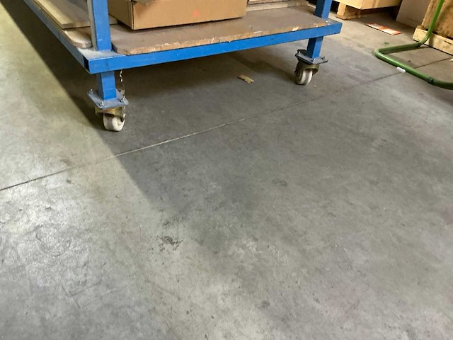 Mobiele werktafel - afbeelding 4 van  4