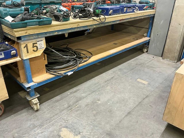 Mobiele werktafel - afbeelding 1 van  4