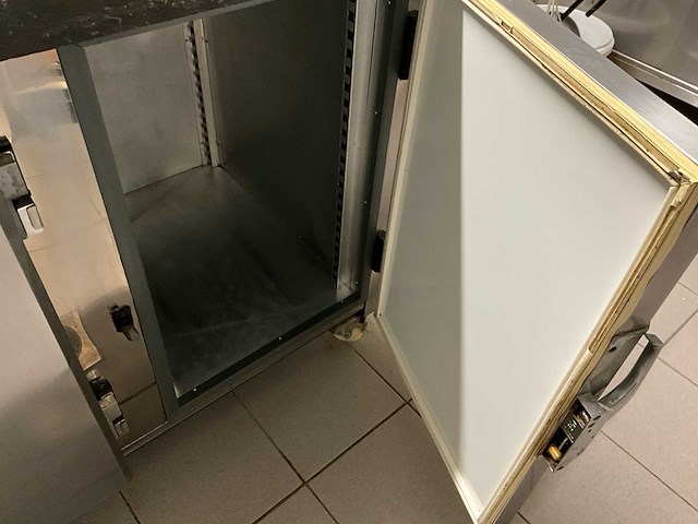 Mobiele werktafel/koeling - rvs met massief arduinen blad - afbeelding 3 van  13