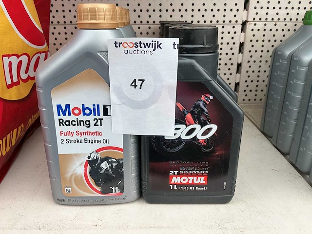 Mobil inhoud 1 liter synthetische 2 takt olie benzine toevoeging (10x) - afbeelding 1 van  1