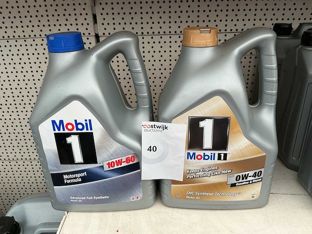 Mobil inhoud 5 liter 10w-60 + ow-40 motor olie smeermiddel (2x) - afbeelding 1 van  1