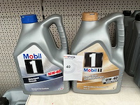 Mobil inhoud 5 liter 10w-60 + ow-40 motor olie smeermiddel (2x) - afbeelding 1 van  1
