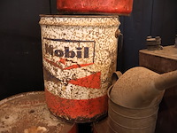 Mobil olie blik - afbeelding 4 van  8