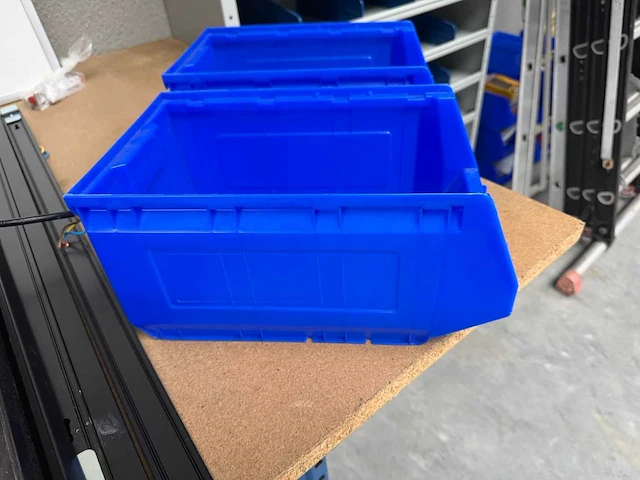 Mobil plastic bin 2004 magazijnbakjes (468x) - afbeelding 2 van  4