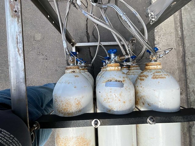Mobile 1500 twin lock dc mobile decompression unit 1 - afbeelding 9 van  47