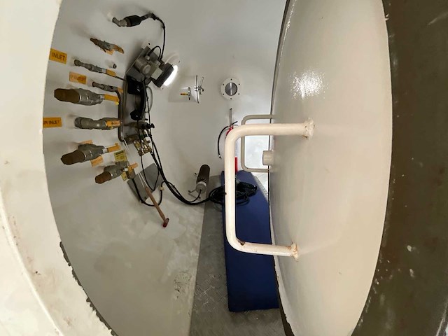 Mobile 1500 twin lock dc mobile decompression unit 1 - afbeelding 32 van  47