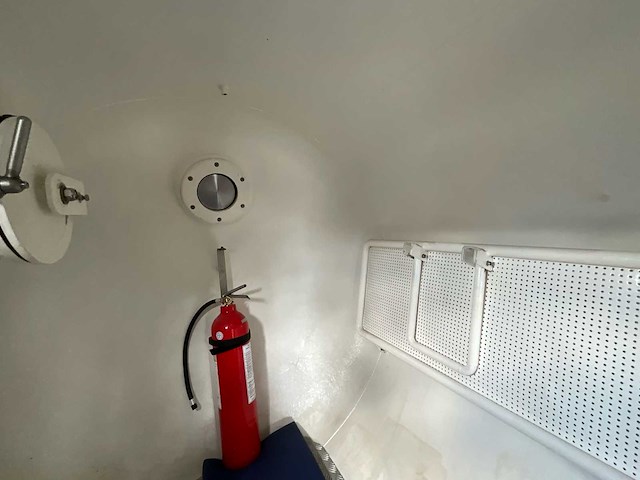 Mobile 1500 twin lock dc mobile decompression unit 1 - afbeelding 40 van  47
