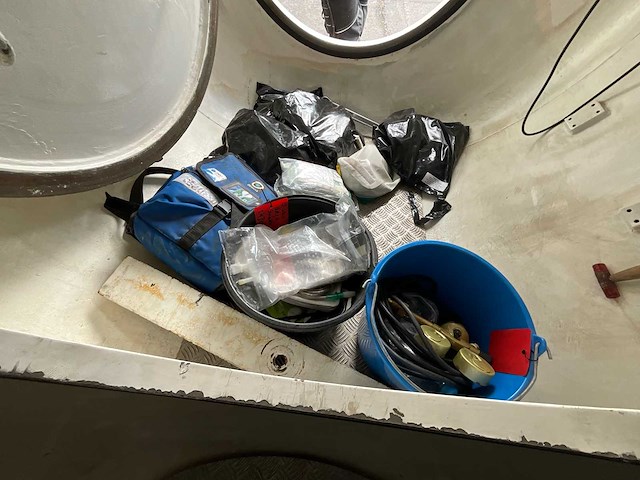 Mobile 1500 twin lock dc mobile decompression unit 1 - afbeelding 50 van  56
