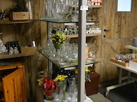 Mobile rek met 2 glazen leggers 180x85 cm - afbeelding 1 van  3