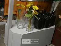 Mobile rek met 2 glazen leggers 180x85 cm - afbeelding 3 van  3