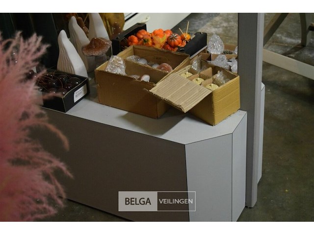 Mobile rek met 2 glazen leggers 180x85 cm - afbeelding 3 van  4