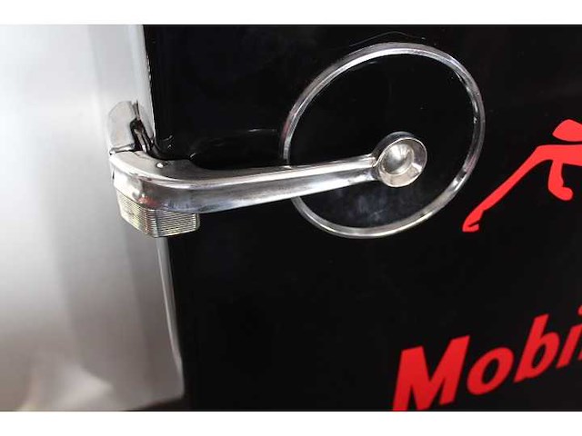 Mobilgas - retro koelkast - afbeelding 2 van  10