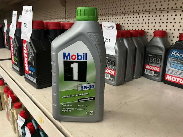 Mobil,inhoud 1 liter motor olie (4x) - afbeelding 1 van  1
