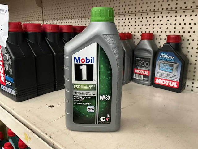 Mobil,inhoud 1 liter motor olie (5x) - afbeelding 1 van  1