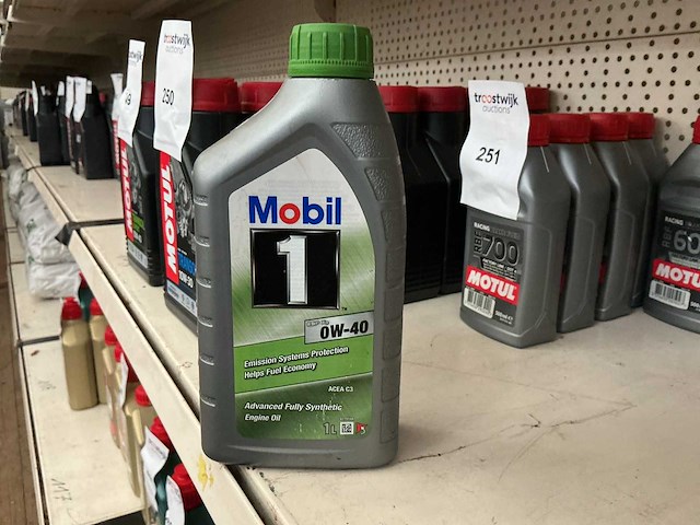 Mobil,inhoud 1 liter motor olie (5x) - afbeelding 1 van  1
