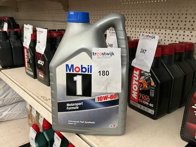 Mobil,inhoud 5 liter motor olie - afbeelding 1 van  1