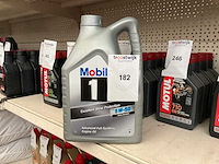 Mobil,inhoud 5 liter motor olie - afbeelding 1 van  1