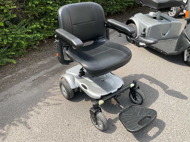 Mobimed - p321 - rolstoel - afbeelding 5 van  6