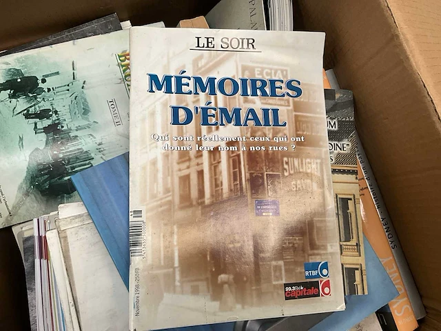 Mode en lifestyle boeken/tijdschriften (50x) - afbeelding 30 van  45