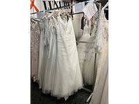 Modeca bruidsjurken (8x) - afbeelding 15 van  21