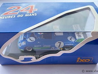 Modelauto - afbeelding 1 van  2