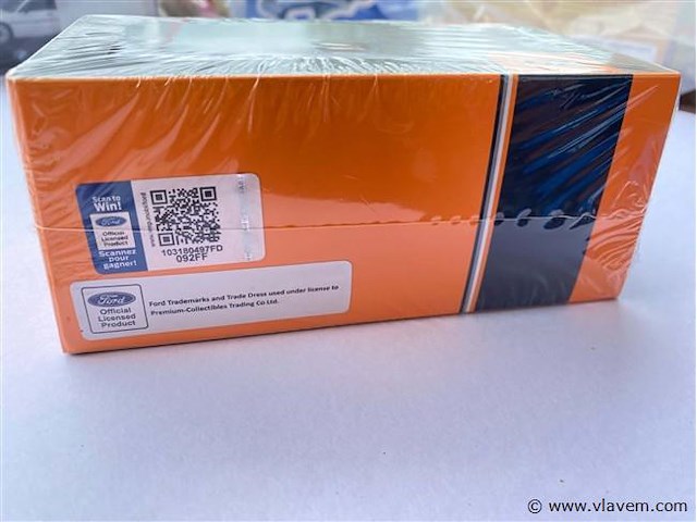 Modelauto - afbeelding 4 van  4
