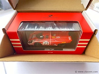 Modelauto - afbeelding 1 van  5