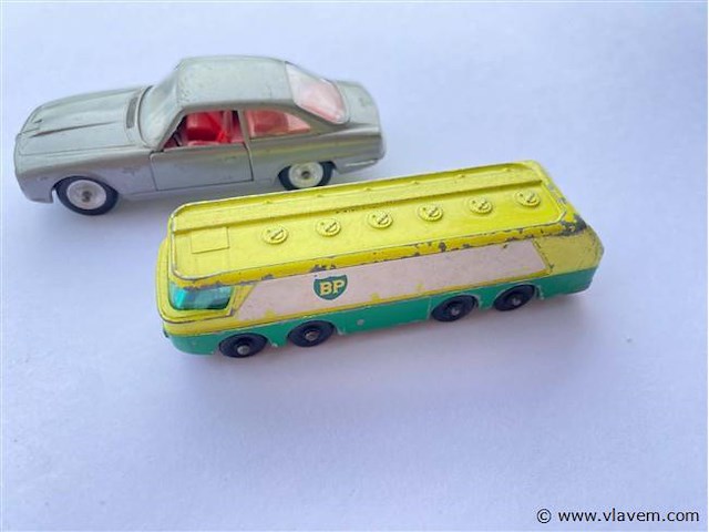 Modelauto's - afbeelding 1 van  3