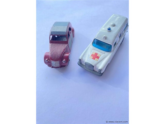 Modelauto's - afbeelding 1 van  2