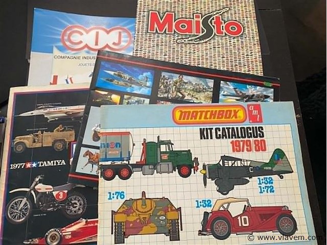 Modelauto's - afbeelding 1 van  2