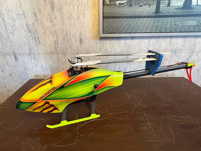 Modelbouw electro helicopter - model making - afbeelding 1 van  5
