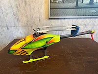 Modelbouw electro helicopter - model making