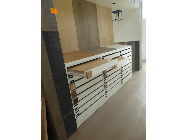 Modelkast - afbeelding 4 van  4