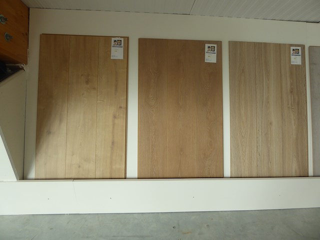 Modellen - afbeelding 2 van  4