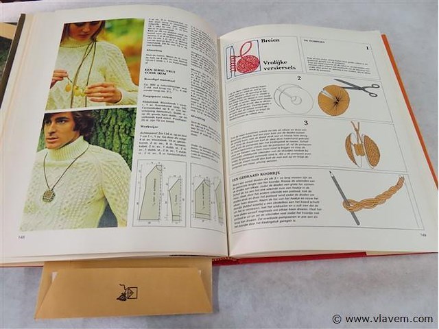 Modern haken en breien - afbeelding 2 van  3