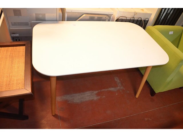 Moderne rechthoekige tafel wit blad natuurkleur onderstel afm. 130x80x73 - afbeelding 2 van  5