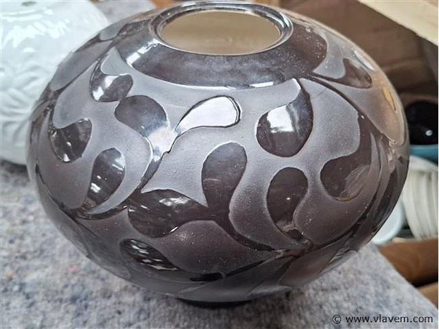 Moderne vaas - afbeelding 3 van  3