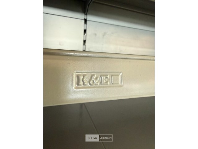 Modulair metalen dubbele rek met leggers k&e - afbeelding 4 van  7