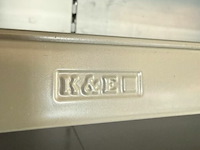 Modulair metalen dubbele rek met leggers k&e - afbeelding 4 van  7