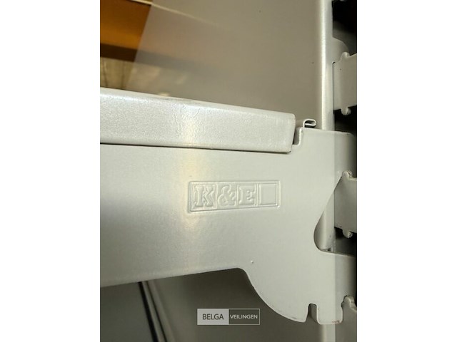 Modulair metalen rek met leggers k&e - klein - afbeelding 2 van  3