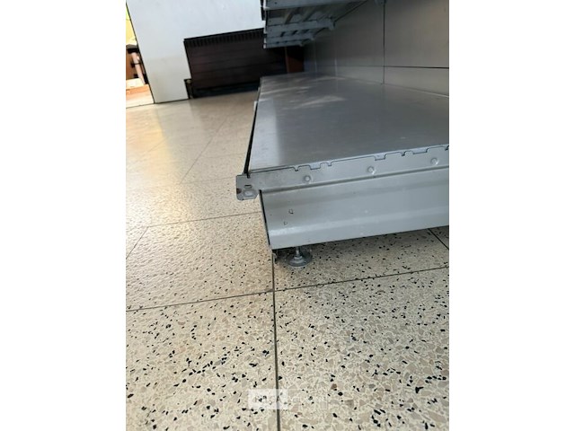 Modulair metalen rek met leggers - afbeelding 2 van  5