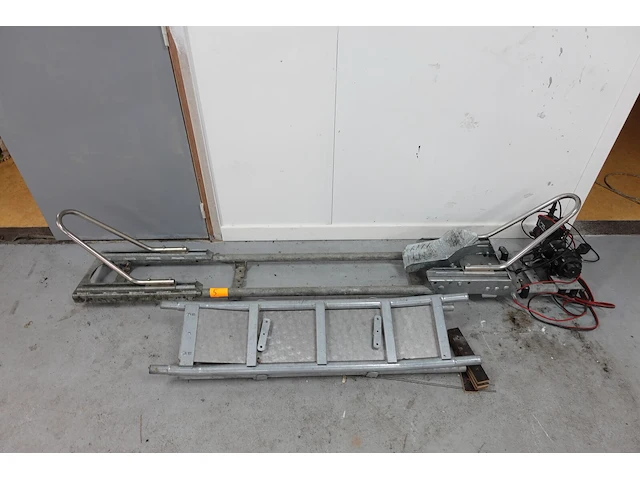 Modulair motortransportsysteem met lier - afbeelding 1 van  6