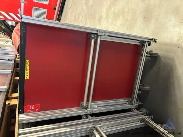 Modulair opbergsysteem met houten laden - afbeelding 2 van  4