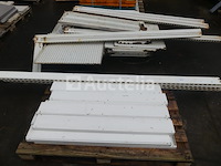 Modulaire metalen planken - afbeelding 1 van  6