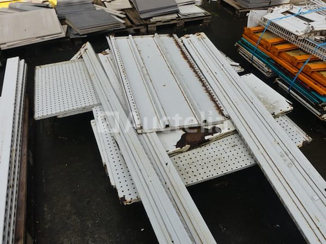 Modulaire metalen planken - afbeelding 4 van  6