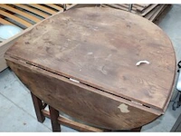 Moduleerbare antieke tafel