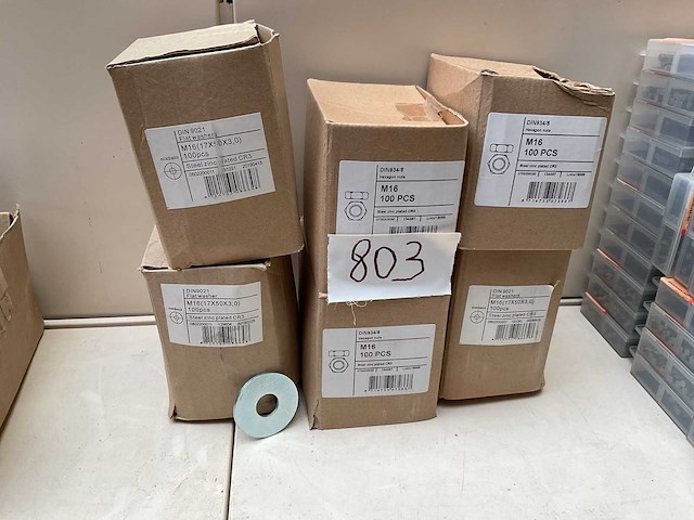 Moeren en ringen m 16 - afbeelding 1 van  5